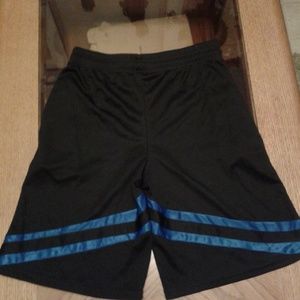 North 15 sports gear shorts